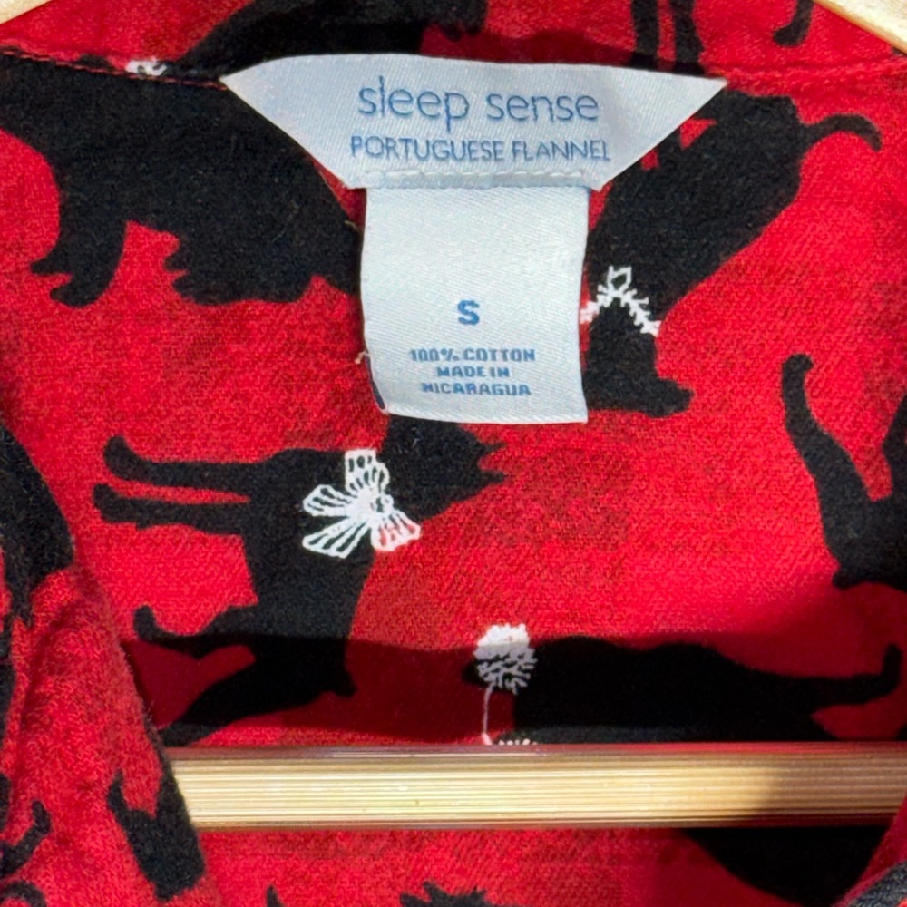 Sleep Sense Women's Red Flannel Pajama Set Dog Print Size Small - Picture 3 of 4